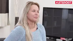 Hot blonde Nikky Dream becomes a fountain while getting her huge ass nailed