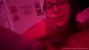 Stepsister sneaks in for a midnight surprise facial