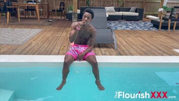 Ebony BBW Brooklyn Honey Sizzles in BBC Threeway