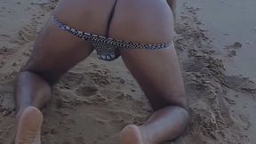 Ladysilva shaking her hot ass naked on the beach