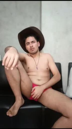 Una Jaladita con Sombrero