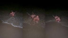 snowbunniebaddie skinny dipping at the beach