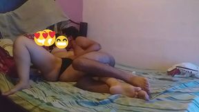 madrastra traviesa su padre deja al pelado con su madrastra latina culona y pasa de todo