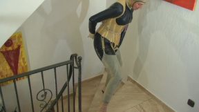 Gasmask rubber anal and pee games