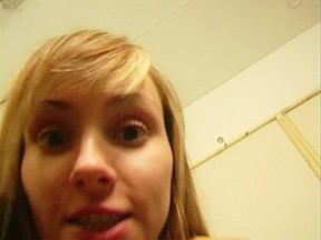 Bossy blonde gets a nice treatment from her serf