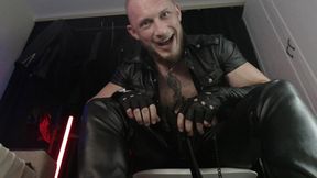 Sir in Leather Webmoment.