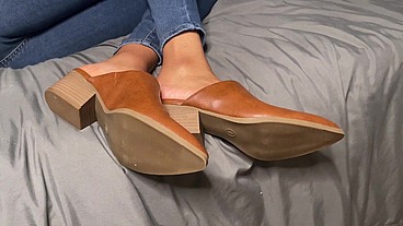 Bown Mules Off