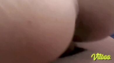 Sexy moves of my skinny girlfriend with a nice butt