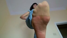 Dominika - Giantess Step On You - HD 1280x720