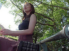 336FFT-006　こういうカラダも好きでしょ？ 美人パーソナルトレーナー 美腹筋人妻 秋広衣緒 37歳 AVデビュー！！