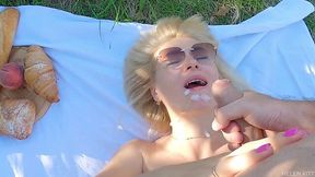 Russian MILF thought it was a dream, but she actually sucked a stranger's cock at a picnic