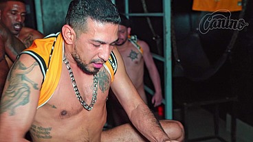 CALLEB vs. 10 MEN CANINO LATINO