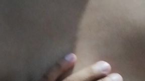 Mi amiga me ayuda a sacarme la leche