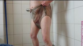 inkontinenz-test von nylonjunge 3 ** gummihose **
