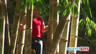 Primo piano di Andre Santos, grosso cazzo che viene scopato analmente