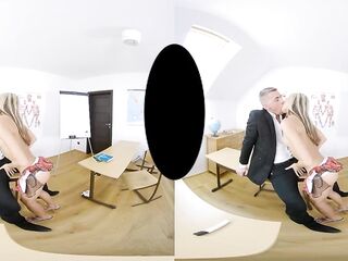 Reality Lovers - Wicked Student Sucks Knob for a larger grade!