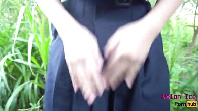 Melon Ice - ทนไม่ไหว.. เลยช่วยตัวเองข้างทาง (Thai Public Masturbation)