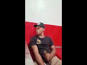 Carnicero morboso con Big dick se saca la leche en el trabajo