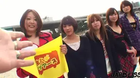 JAPANESE SEX ORGY ON BUS