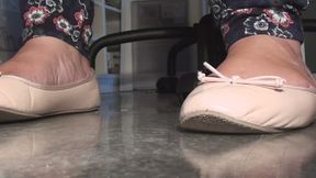 HD Office Candid Closeup White Flats Shoeplay 01