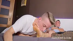 Bareback Twinks James & Yago