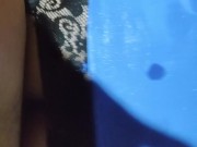 Le pegó en sus nalgas y me dice que que rica esta mi verga y que le dé más duro