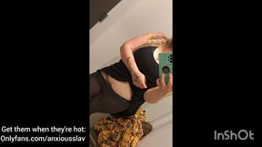 Amateur couple tries out some naughty fun in a fitting room