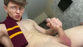 Harry Potter In Young And Horny Jerking Off Big Dick / Cumming Hard / Uncut / Hot / Hunks / College Boy