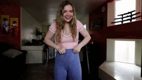 INEED2PEE IPOD Harlow West gets intimate & pees her yoga leggings!