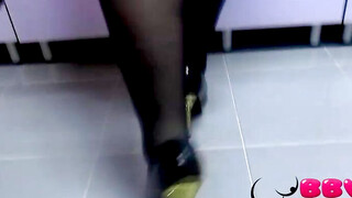Chubby Blonde PassionateLeona Shower Teasing