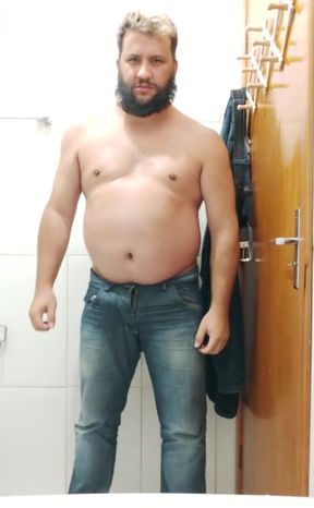 Men Wearing Jeans Are so Sexy!