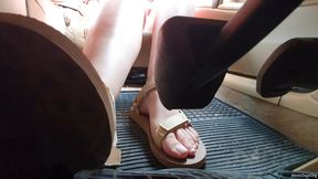 Driving BMW e60 in Beige Teva Sandals