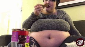 Fattys Allergic but Wont Stop Stuffing (MP4 HD)