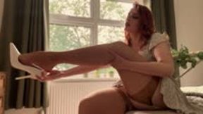 Striptease - Watch me strip out of my Cecilia de Rafael Vidrio 15D Stockings and summer dress