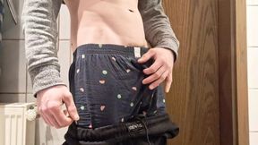 Getting hard without touching and cummed very quickly