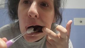 Dirty Teeth Cleaning – Oreo Stains & Intense Tooth Brushing Fantasy