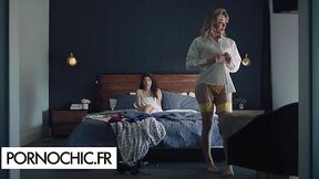 Victoria Voxxx, Emma Rose shemale on female erotic fuck in hotel