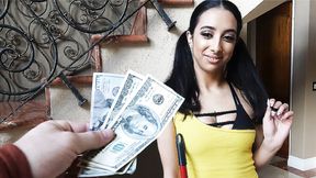 ”New Sparkling Maid Kiarra Nava Hoe Introduced to Bangbros House”