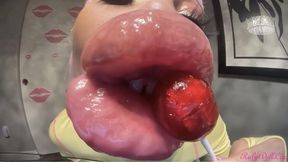RubyDollLipz's Freshly Injected Lips + Blow Pop #4