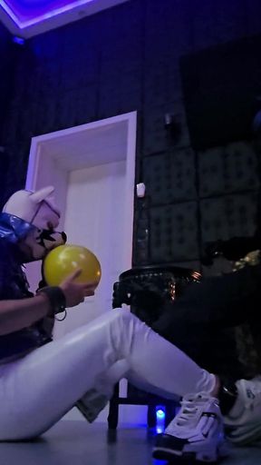 Playing Puppies Sneakers,smelly Socks,feets and the Yellow Balloon