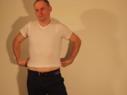 Kudoslong undresses showing his shaved smooth body and uncut cock