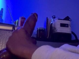 Stepdaughter Unintentionally Walks In On Stepdad Jerking Off Things Get Sexy Fast.