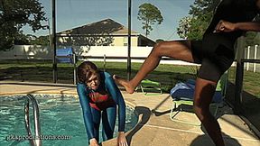 Supergrrl Made To Struggle In The Water By Evil Villainess (SD 720p WMV)