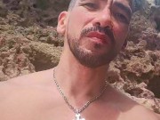 Na praia