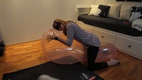 Evil-Lyn2912 plays with pink Cattex32 *non-pop Clip*