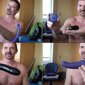 4 new Butt toys