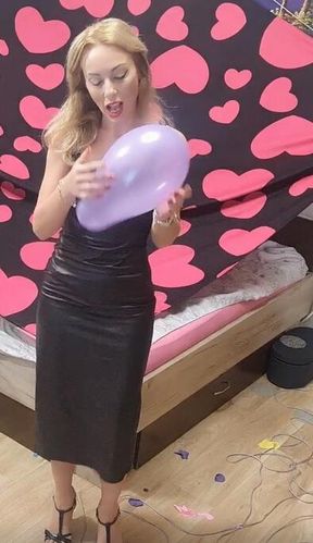 balloon poping non nude