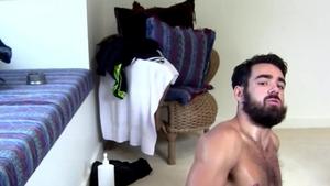 AmateursDoIt - Belgian Batt playing with toys