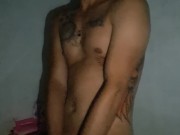 Jakolan sa banyo bago maligo