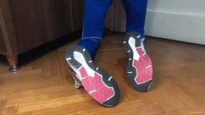 MY FEET AFTER A FIVE MILE RUN - MP4 HD